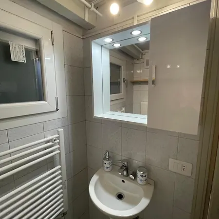 Vittoria San Donato Apartment